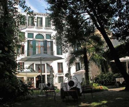 Hotel Palazzo Abadessa Veneţia Exterior foto