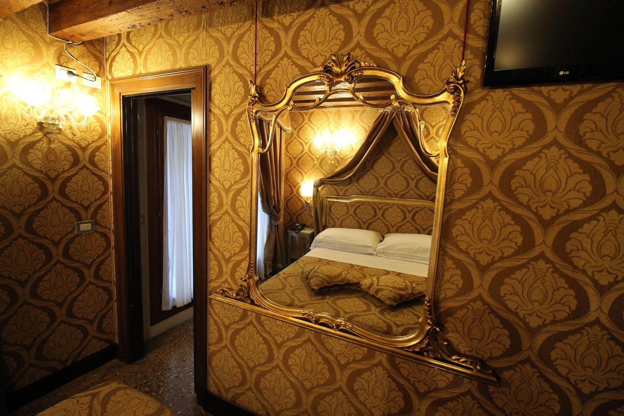 Hotel Palazzo Abadessa Veneţia Exterior foto