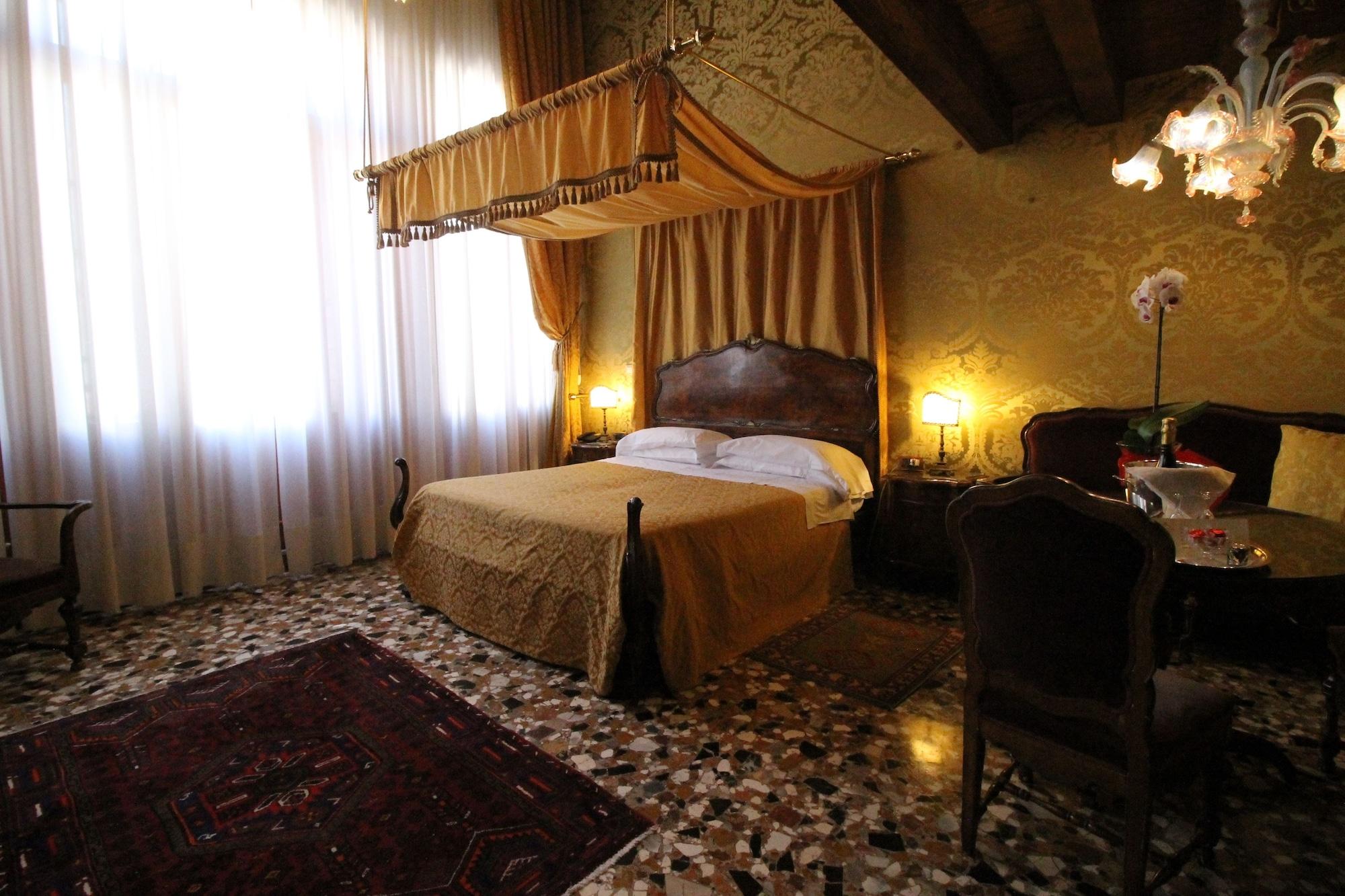 Hotel Palazzo Abadessa Veneţia Exterior foto