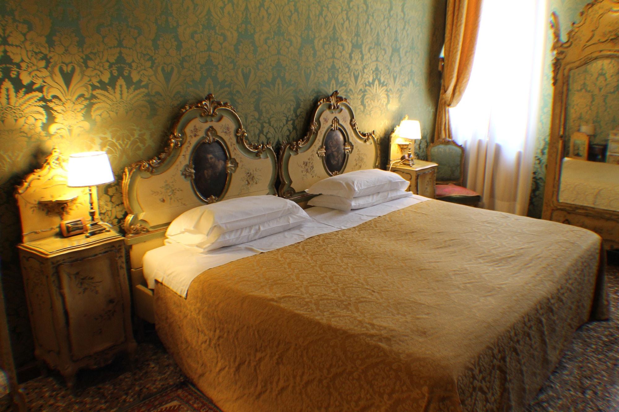 Hotel Palazzo Abadessa Veneţia Exterior foto